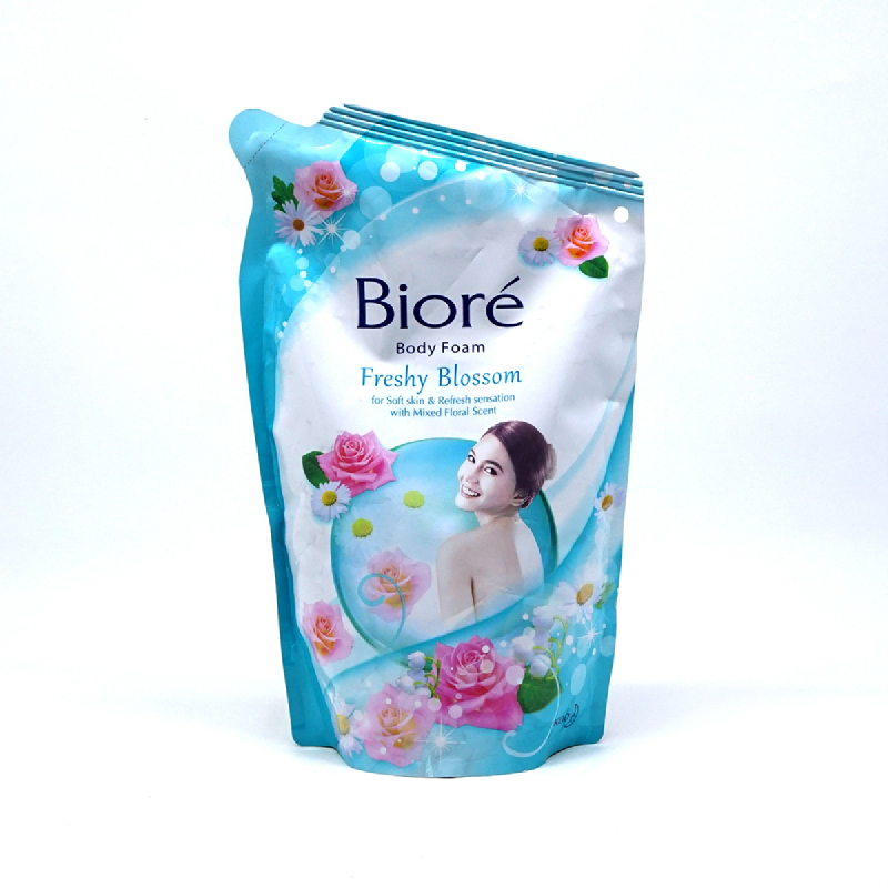 Biore Body Foam Freshy Blossom Pouch 450