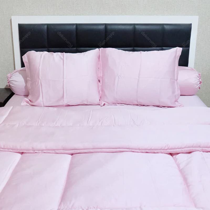 Sleep Buddy Set Sprei dan Bed Cover Baby Pink Sutra Tencel 180x200x40