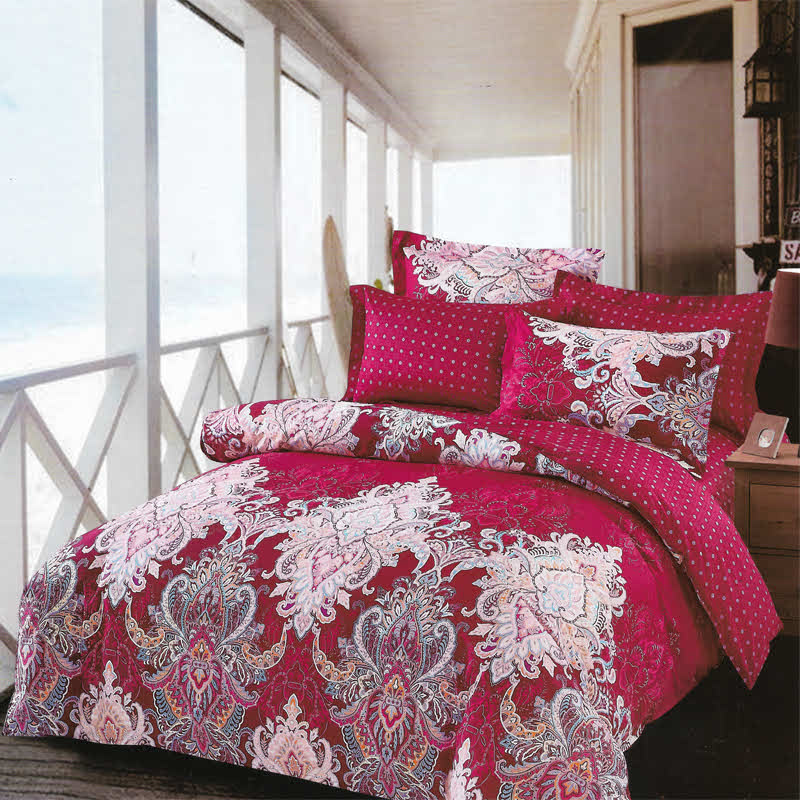 Sleep Buddy Set Sprei dan bed cover Classic Red Cotton Sateen 120x200x30