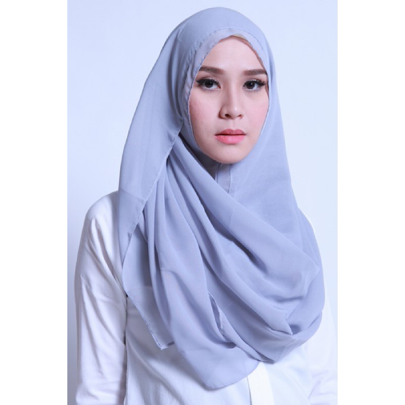 BIA by Zaskia Mecca Kerudung Ceruti Amara Silver S3