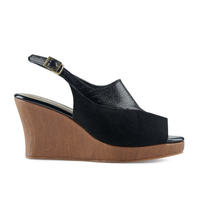 Farish Vitello Wedges Black Ilotte