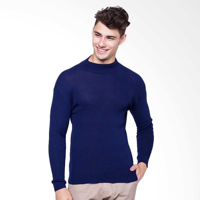 Man High Neck Sweater